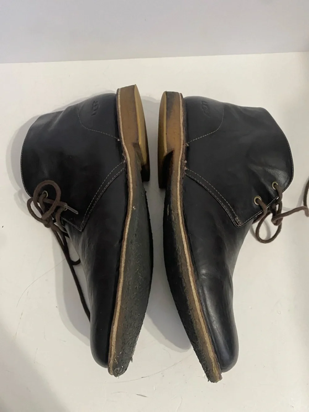 Ugg Men's Dark Brown Leather Chukka Boots - Classic Lace-Up Style Size 12